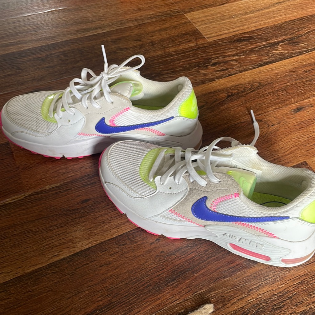 Womens Nike Air Max